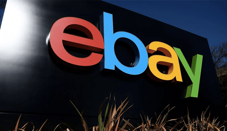 Macy's Hires eBay Executive Amid Management Shakeup, Job Cuts