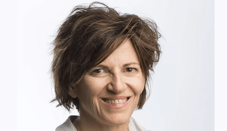 Facebook Aims to become More Transparent: Hires Former NYT Public Editor Liz Spayd to Help