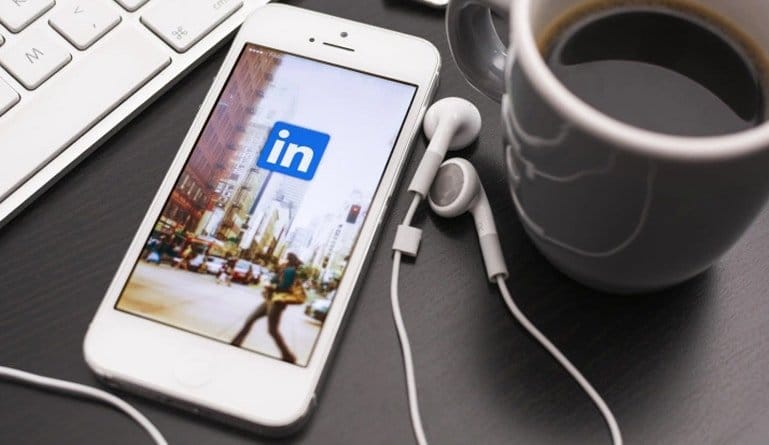 LinkedIn Boosts Smart Replies Will Teach Engineers AI