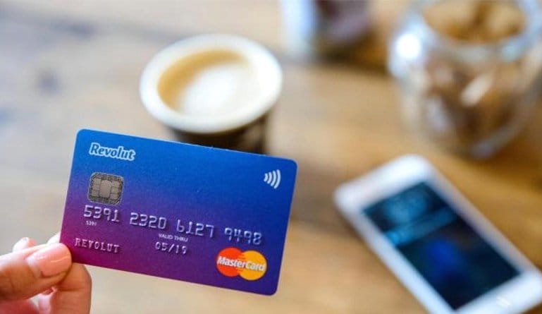 Payments Startup Revolut Aims to Become a Bank with License Application