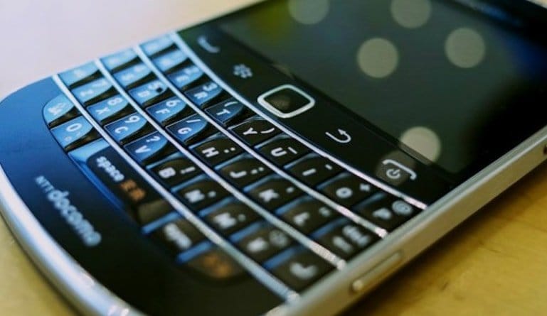 Some People Still Use BlackBerrys and Now Uber Is There for You Too