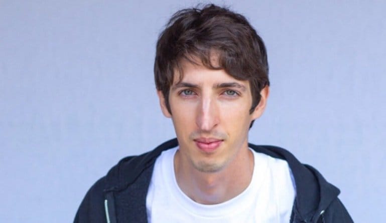 Former Google Engineer Who Was Fired Over Gender Memo Files Lawsuit for Discrimination