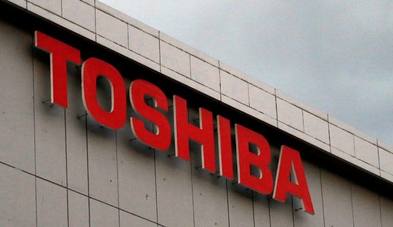 Toshiba Considering IPO for Memory Chip Business