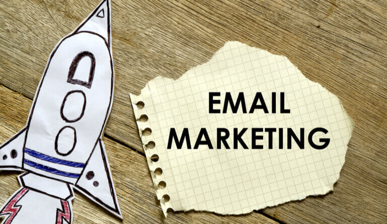 Ultimate pros & cons of email marketing to grow your business